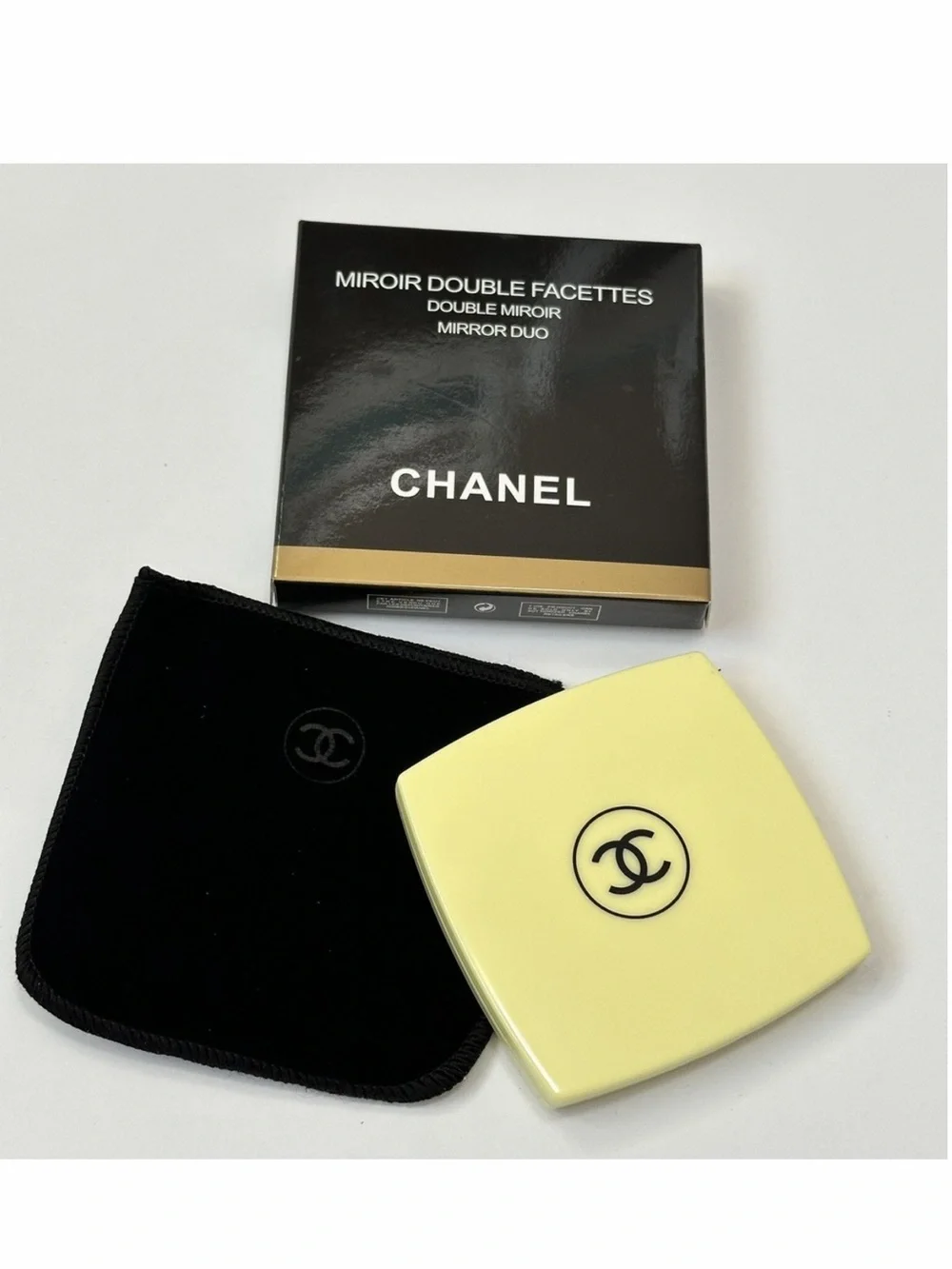 CHANEL Limited Edition Yellow Mirror Duo Compact Mirror NIB w/ Box & Pouch